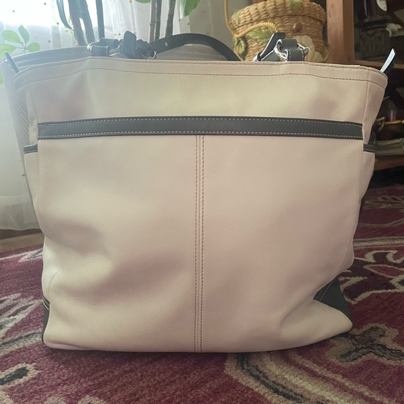Coach SoHo Pleated Gallery Tote - Picture 2 of 16